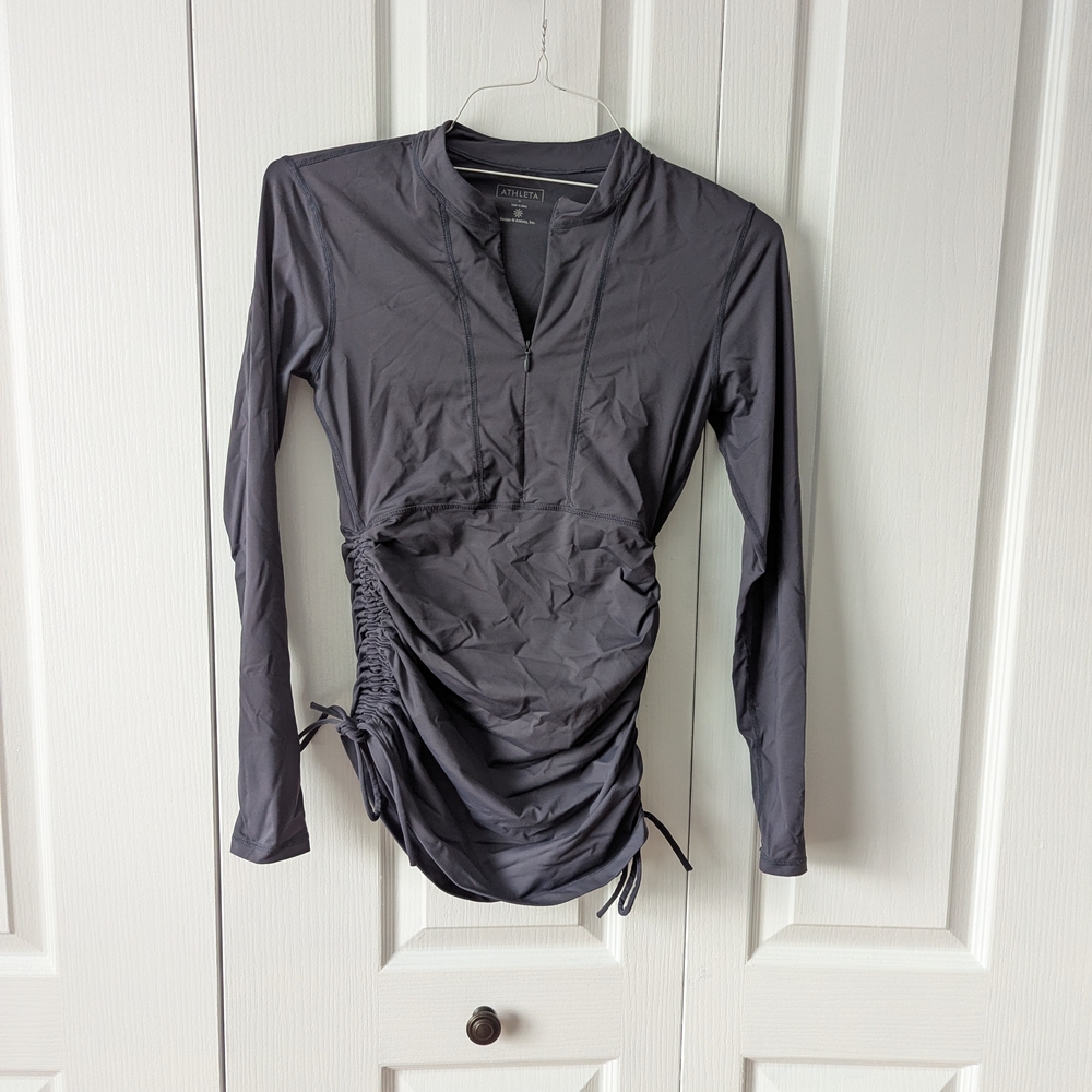 Athleta Gray Long Sleeve Top